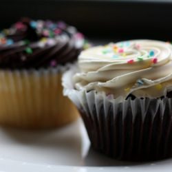 Two Little Red Hens Cupcakes - Recipe photo by CulinaryStudio