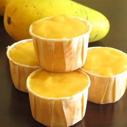 Yogurt Sponge Cup Cake with Mango - Recipe photo by nasilemaklover