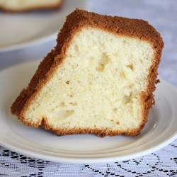 Vanilla Chiffon Cake - Recipe photo by kirbie