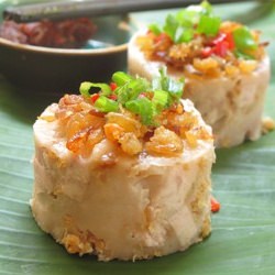 Steamed Savoury Yam Cake - Recipe photo by nasilemaklover