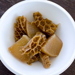 Stewed Tripe and Daikon - Recipe photo by FoodMayhem