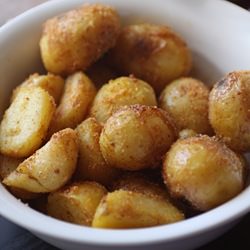 Roast Potatoes with Spice Salt - Recipe photo by jenius
