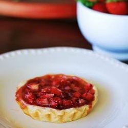 Strawberry Rhubarb Tarts - Recipe photo by katie102006