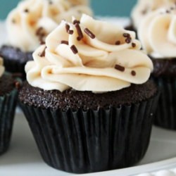 Salted Caramel Chocolate Cupcakes - Recipe photo by grinandbakeit