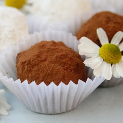 Chamomile & Lavender Truffles - Recipe photo by CookPlayExplore