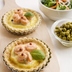 Salmon Mini Quiche - Recipe photo by artravelling