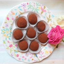 Delicious Chocolate Truffles - Recipe photo by joudiek