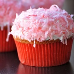 Strawberry Filled Cupcakes - Recipe photo by aibakecake