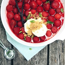 Grilled Strawberries with Pimm's - Recipe photo by tara