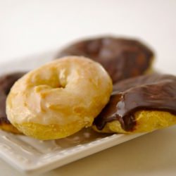 Vegan Donuts - Recipe photo by NamelyMarly