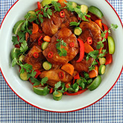 Chicken and Vegetable Stir Fry - Recipe photo by cafefernando