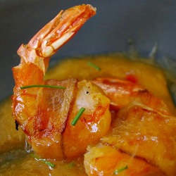 Shrimp with Mango and Tomato Coulis - Recipe photo by CookPlayExplore