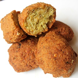 Falafel and Tahini sauce - Recipe photo by joudiek