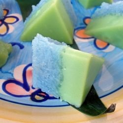 Talam Serimuka Telang - Recipe photo by BakingQuinn