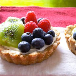 Organic Fruit and Berry Tart - Recipe photo by HaleyBrooke2