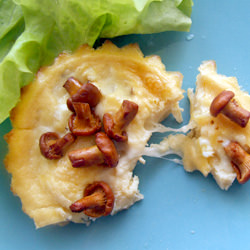 Cheese & Chanterelle Mini Omelettes - Recipe photo by russianseason