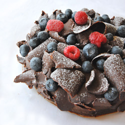 Pavlova and Chocolate Chantily - Recipe photo by paneburroemarmellata