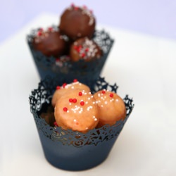 Homemade Deep-fried Doughnuts - Recipe photo by sweetkiera