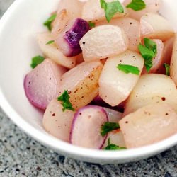Braised Radishes - Recipe photo by artandlemons