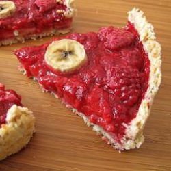Raspberry Banana Pie - Recipe photo by hungryjenny