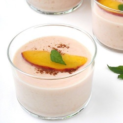 Peach Smoothie with Yogurt & Wine - Recipe photo by Dulcis in Furno
