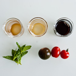 Tomato Salad - Recipe photo by momofukufor2