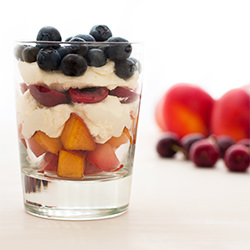 Fruit Salad with Creme Fraiche - Recipe photo by junbelen