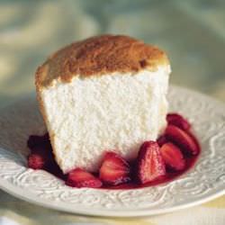 Heavenly Angel Food Cake - Recipe photo by SweetKat2