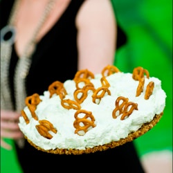 Salty Pretzel Lime Tart - Recipe photo by vintagesugarcube