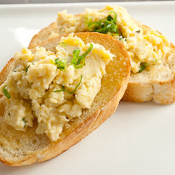 Scrambled Egg - Recipe photo by momofukufor2