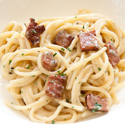 Carbonara - Recipe photo by momofukufor2