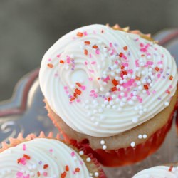 Strawberry Cream Cheese Cupcakes - Recipe photo by kristinannbeck
