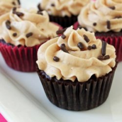 Chocolate Peanut Butter Cupcakes - Recipe photo by grinandbakeit