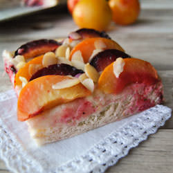 Plum Focaccia - Recipe photo by paneburroemarmellata