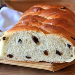 Challah with Raisins - Recipe photo by bakingbites