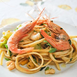Linguine, Zucchini and Shrimp - Recipe photo by paneburroemarmellata