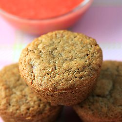 Vegan Strawberry Cupcakes - Recipe photo by madhuram