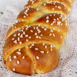 Braided Brioche - Recipe photo by hermione