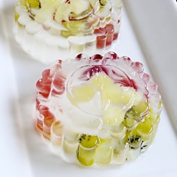 Crystal Jelly Mooncake - Recipe photo by littleinbox