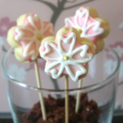 Cherry Blossom Sugar Cookies - Recipe photo by honeyandsoy