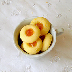 Apricot Buttons - Recipe photo by Dimah