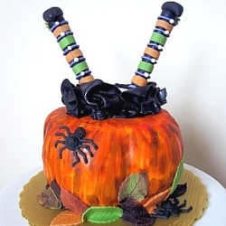 Halloween Cake - Recipe photo by misobakes