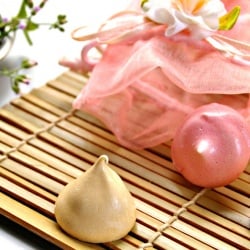 Meringue Kisses - Recipe photo by mykitchen
