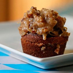 German Chocolate Cupcakes - Recipe photo by theculinarycouple