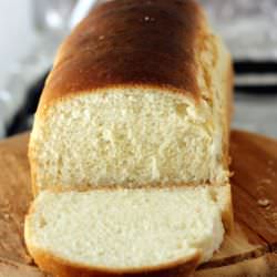 Basic Bread Loaf - Recipe photo by Nadia