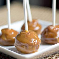 Apple Cinnamon Doughnuts - Recipe photo by ericasweettooth