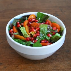 Green Salad with Pomegranate - Recipe photo by brooklynsupper
