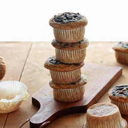 Self-Frosting PB Cupcakes - Recipe photo by sixbittersweets