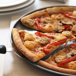 Thin-crust Pizza - Recipe photo by food-4tots
