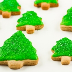 Gingerbread Christmas Trees - Recipe photo by delicieux